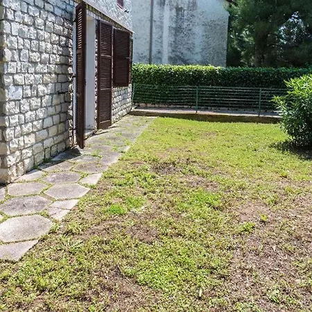 M083 - Marcelli, Trilocale Con Giardino Al Mareverde