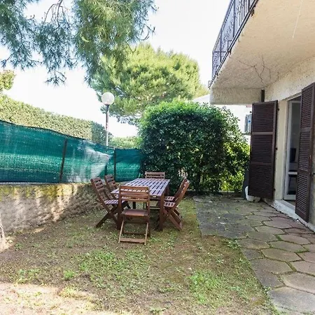 M083 - Marcelli, Trilocale Con Giardino Al Mareverde *